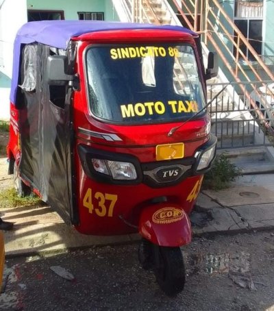 Alertan a la ciudadanía a no abordar un mototaxi de la COR, ya que fue robado durante la madrugada.