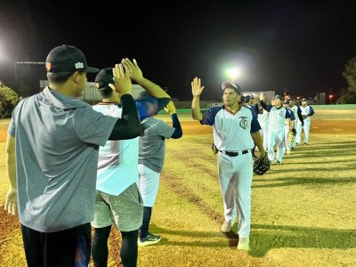 Día 16: Explotan los bates de Mustelier y Polo