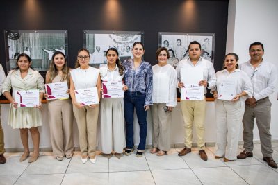 Estefanía Mercado reconoce el esfuerzo de la gobernadora en la profesionalización de los servidores públicos en Quintana Roo