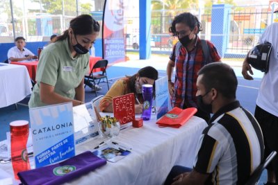 Gobierno municipal promueve el empleo de forma permanente