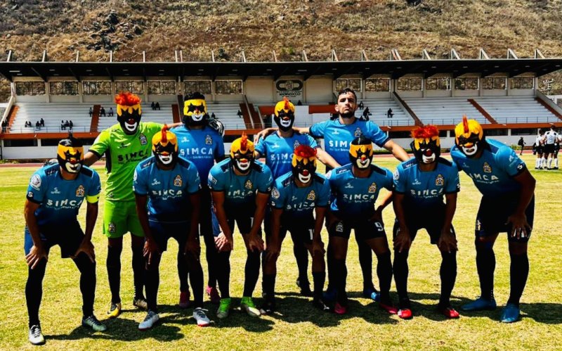 INTER PLAYA DEL CARMEN HOMENAJEA A SÚPER MUÑECO