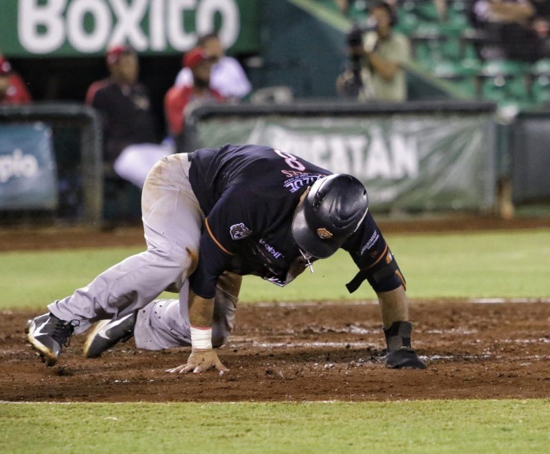 Piratas se queda con el primero ante los Tigres