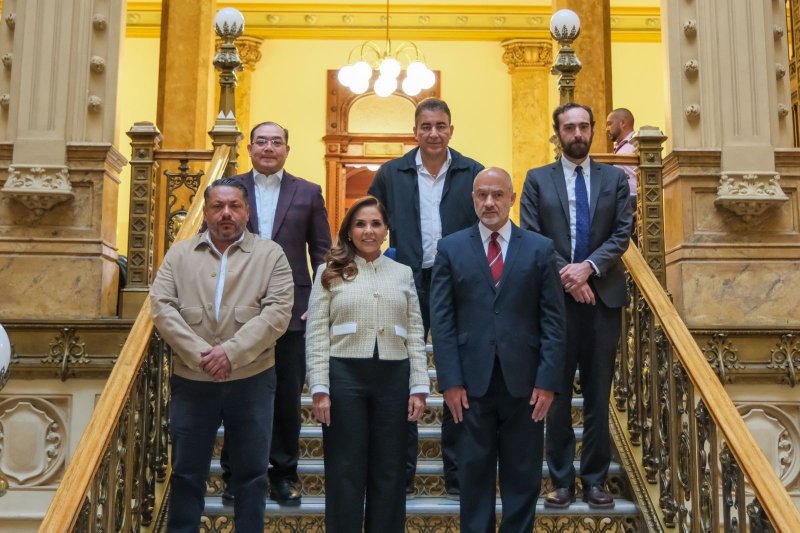 Revisa Mara Lezama proyectos estratégicos en Quintana Roo con el titular de la SICT, Jesús Antonio Esteva Medina