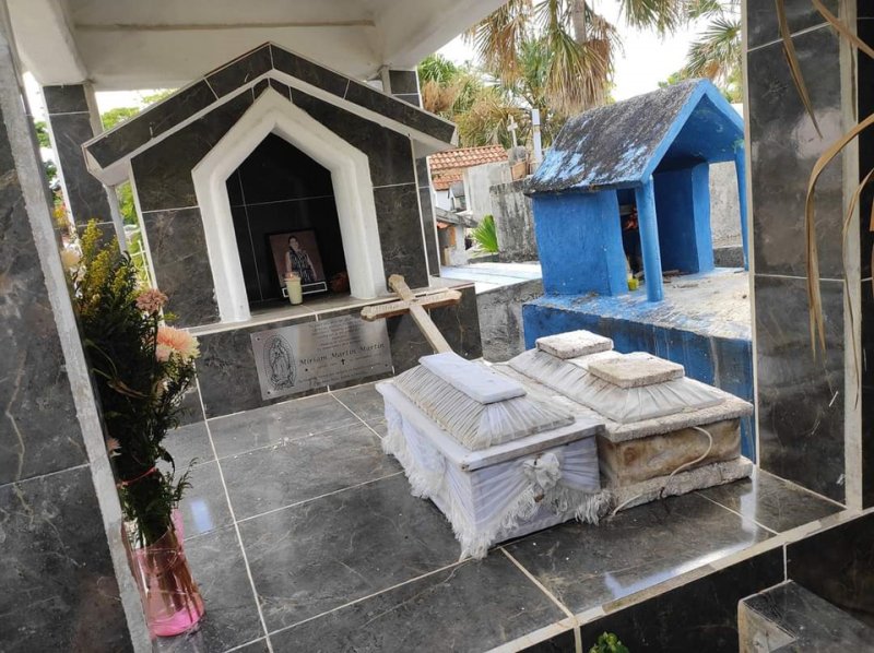 Saturación del cementerio de José María Morelos se sale de control, ataúdes están apilados sobre tumbas