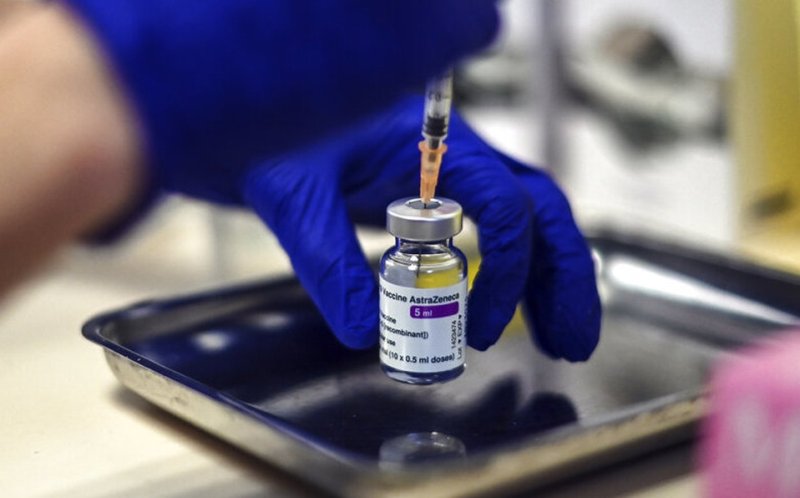 Sudáfrica suspende uso de la vacuna de AstraZeneca tras resultados sobre variante